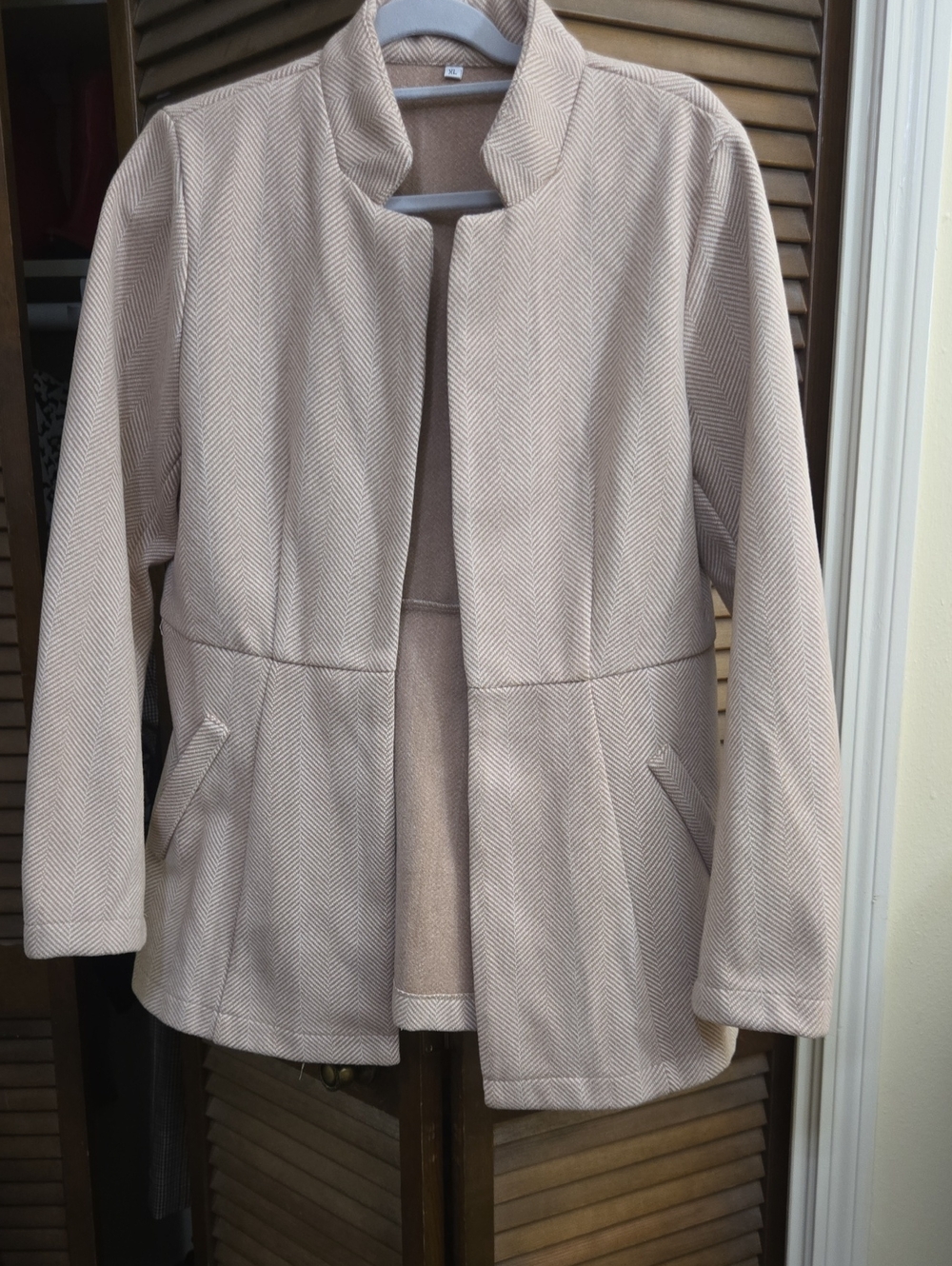 Source Unknown Beige Herringbone Stand-Collar Trench Coat